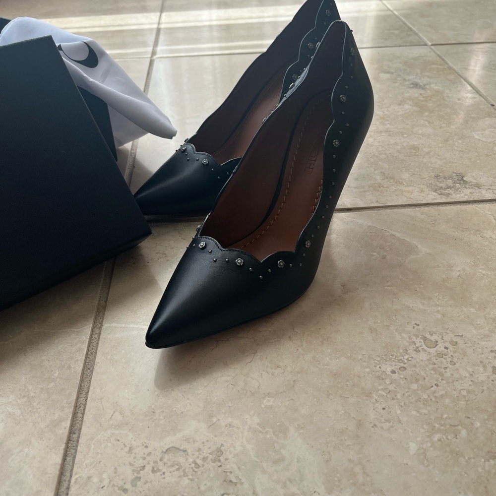 A beautiful black COACH shoe - Picture 2 of 11